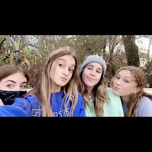 Meet your Posher, Lucie